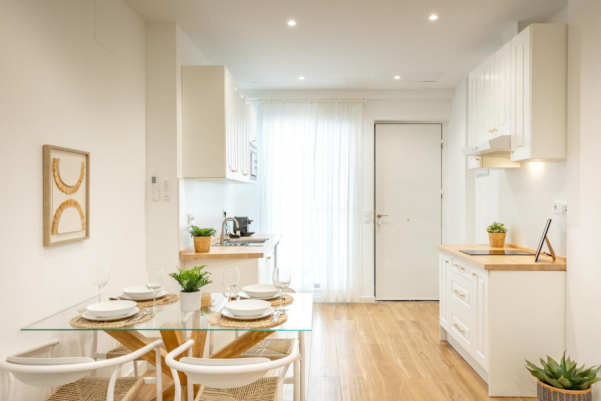 Isg Apartments Triana 1 Siviglia Esterno foto