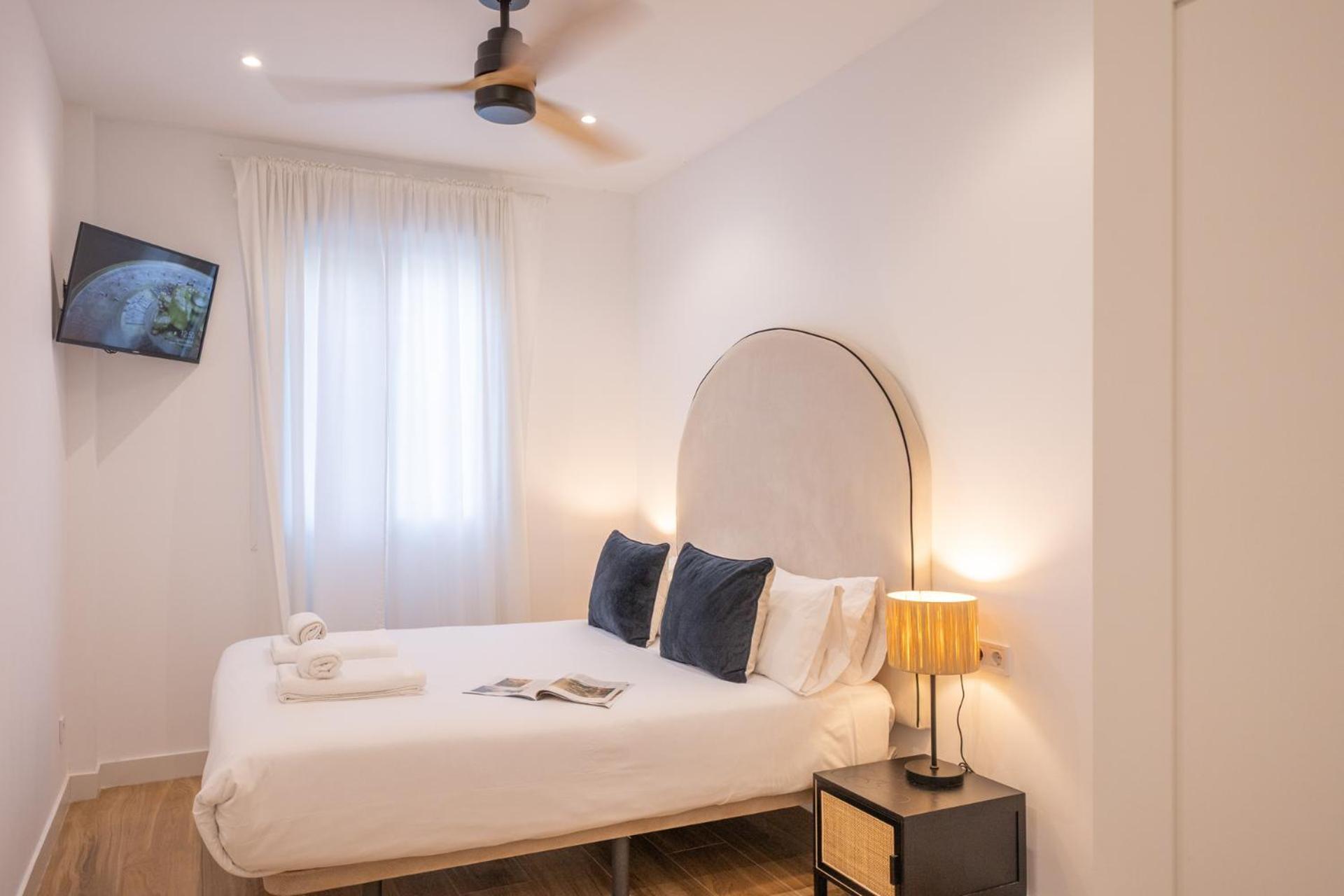 Isg Apartments Triana 1 Siviglia Esterno foto