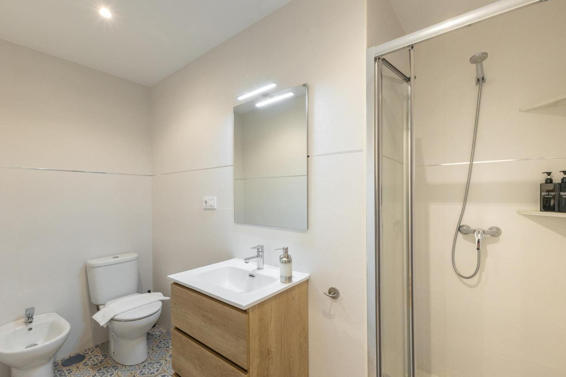 Isg Apartments Triana 1 Siviglia Esterno foto