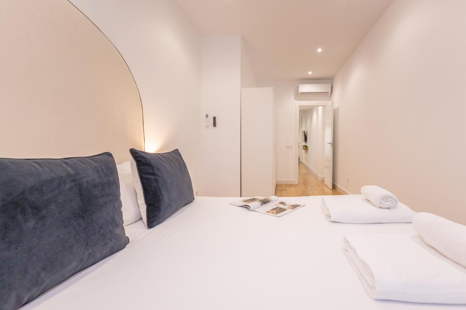Isg Apartments Triana 1 Siviglia Esterno foto