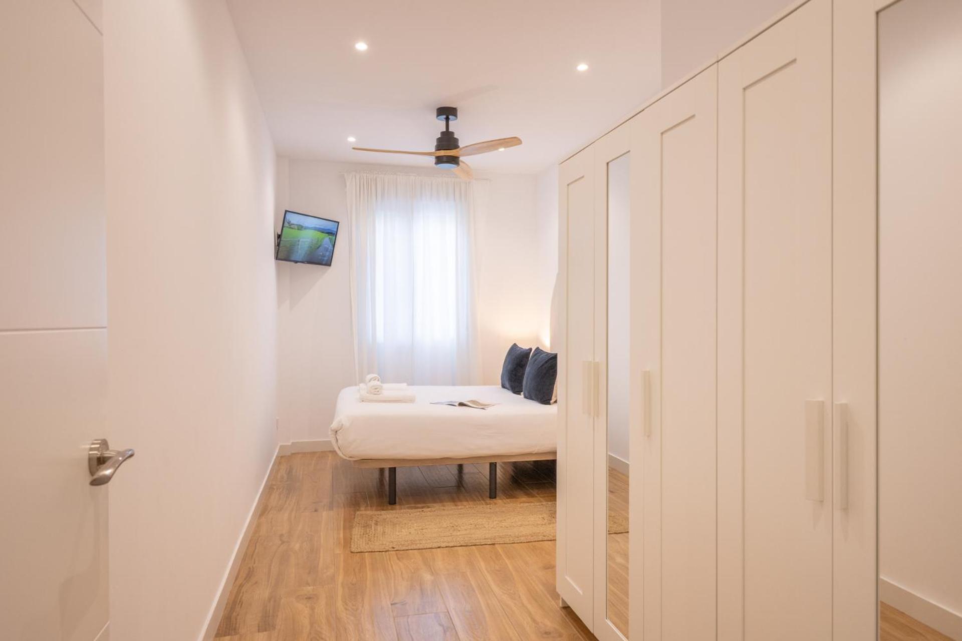 Isg Apartments Triana 1 Siviglia Esterno foto